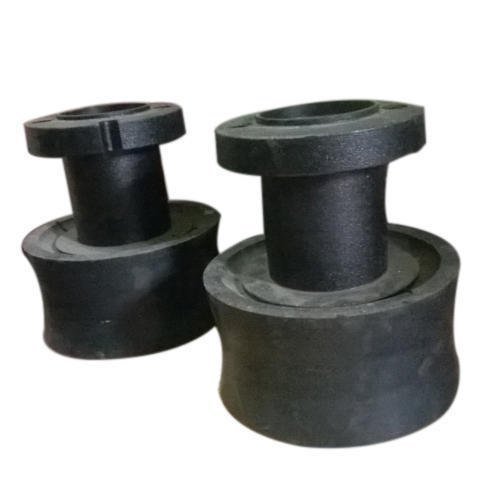 Concrete pump delivery piston rams