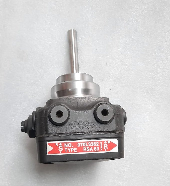 70L Cast Iron Danfoss RSA60 Oil Pump, Max Flow Rate: 070L