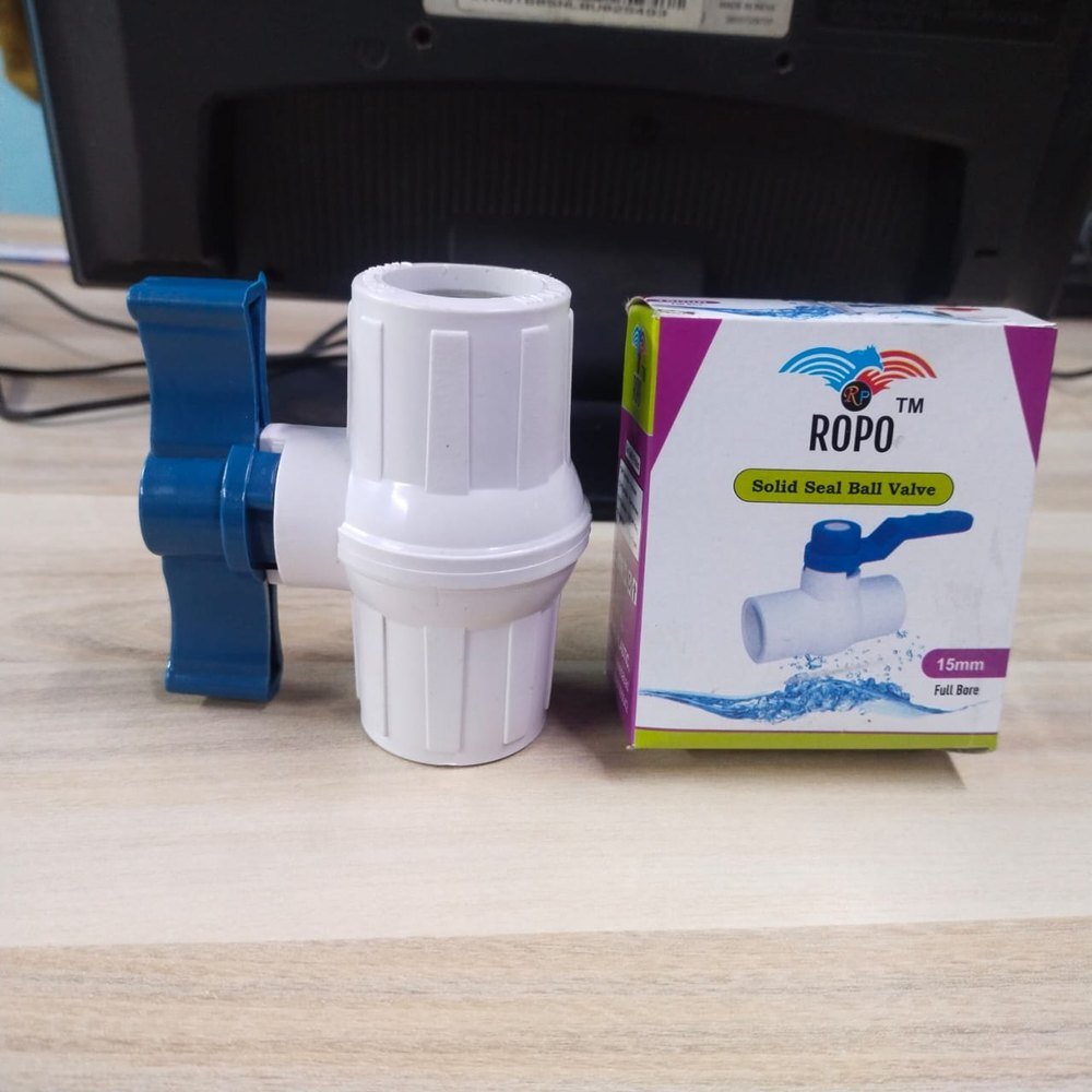 White and Blue Ropo Solid Seal UPVC Ball Valve, Size: 15mm