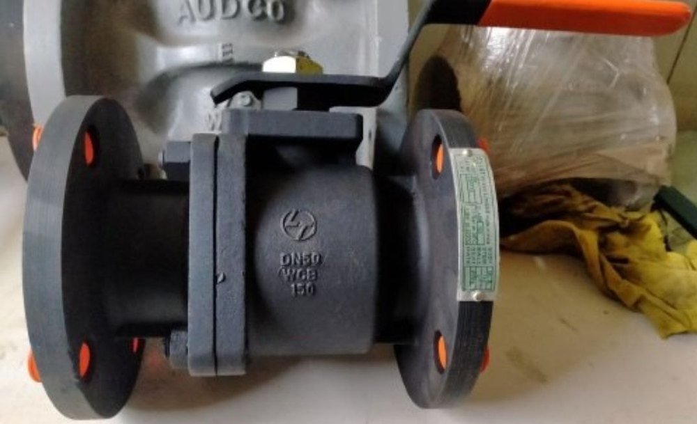 CAST STEEL 2PICE BALL VALVE