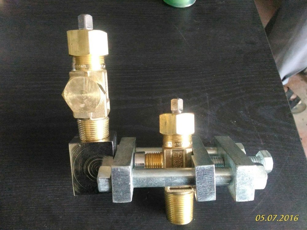 Sun Engineering EN-8 Auxiliary Valve Yoke