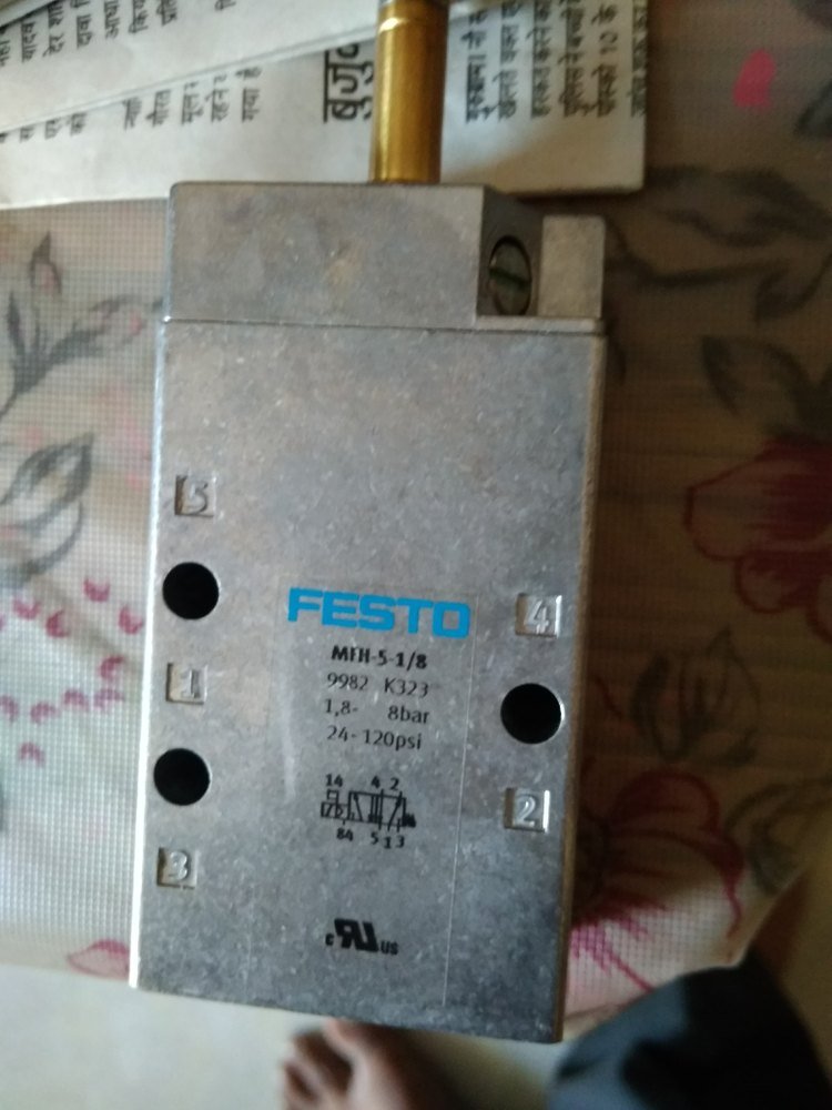 Aluminium MFH. - 5- 1/8 Festo Pneumatic Valve