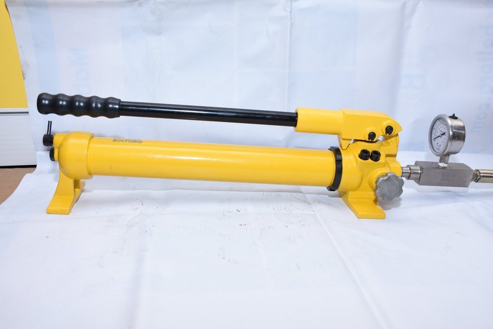 Boltorq Aluminium and Steel Hydraulic Hand Pumps