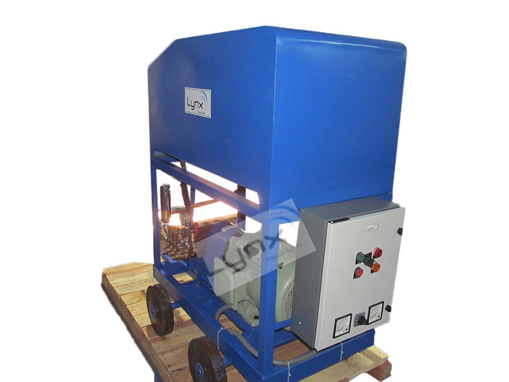 200 Bar Hydrostatic Test Pumps, Direct Coupled, Max Flow Rate: 30 Lpm