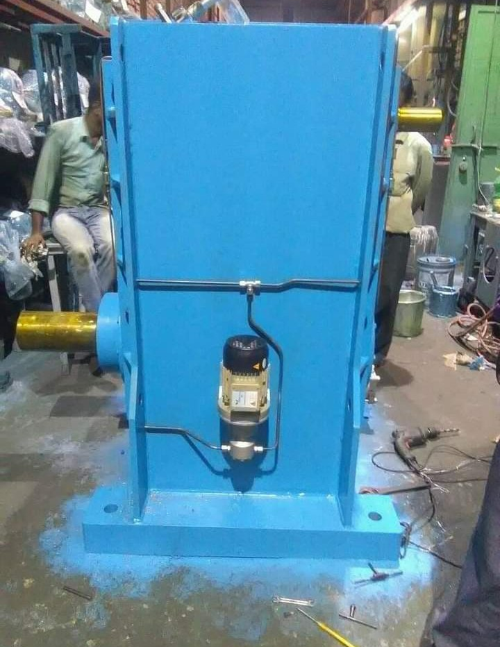 Hexagonal 16 Bar Motor pump assembly duplication oil pump duplicate machinon ke Parshad, Size: 22/50mm